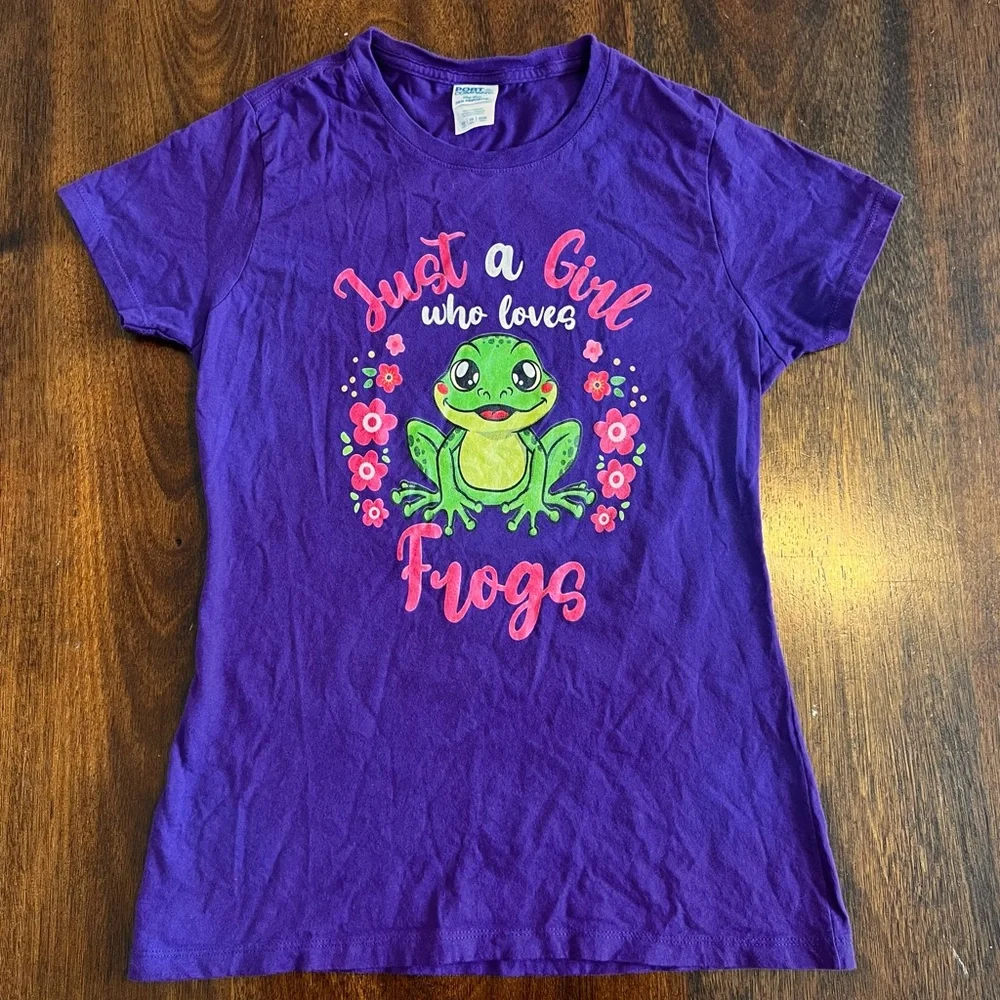 Women’s XS frog shirt